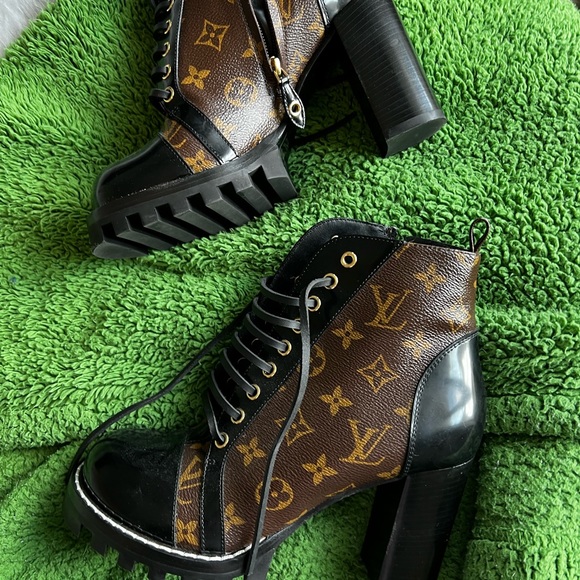 Louis Vuitton Star Trail Ankle Boot NEVER WORN. - Picture 10 of 10